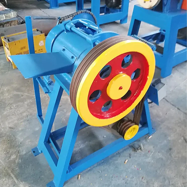 Tyre block cutting machine Tyre block cutting machine