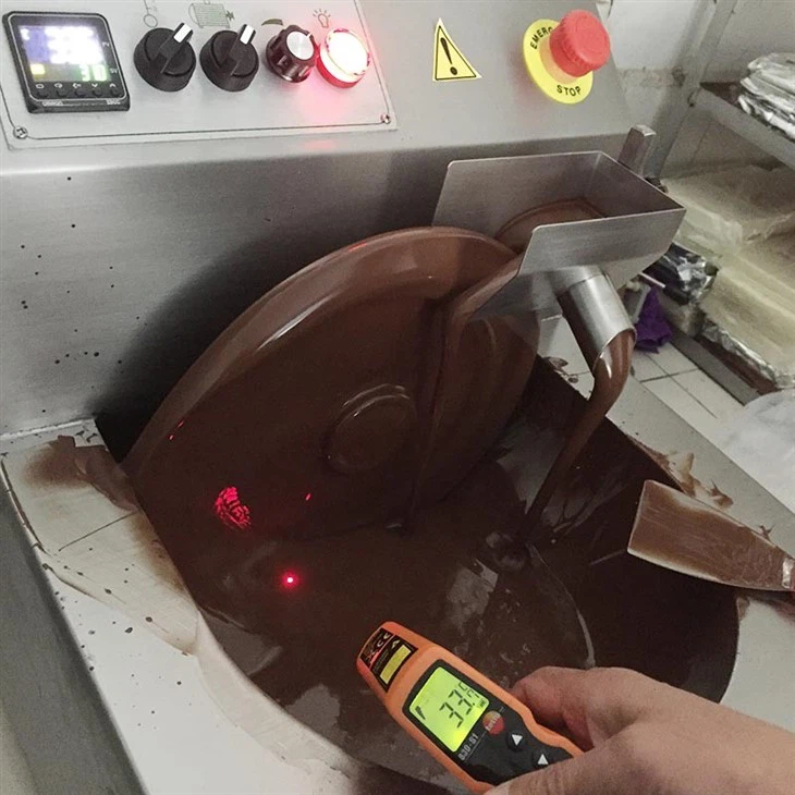 commercial chocolate melting